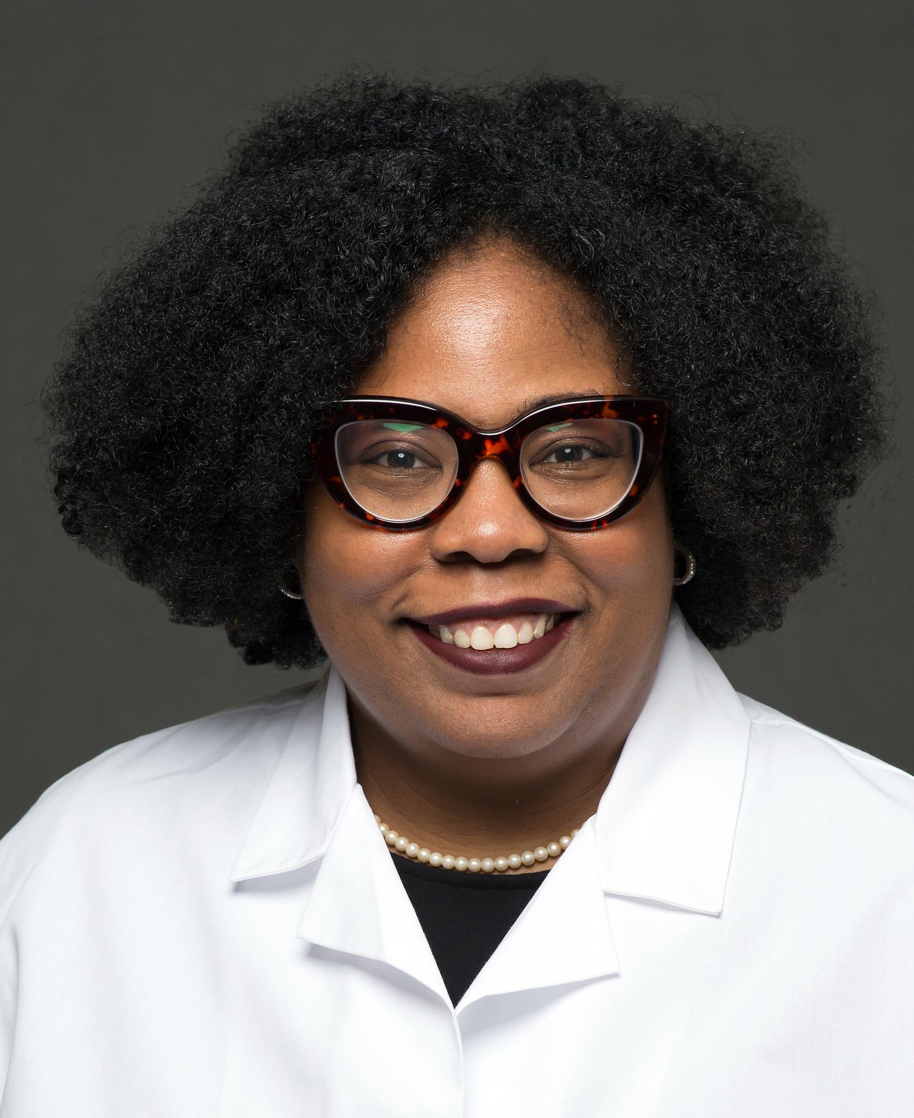 Black Women in Medicine Dr. Valerie A. Fitzhugh